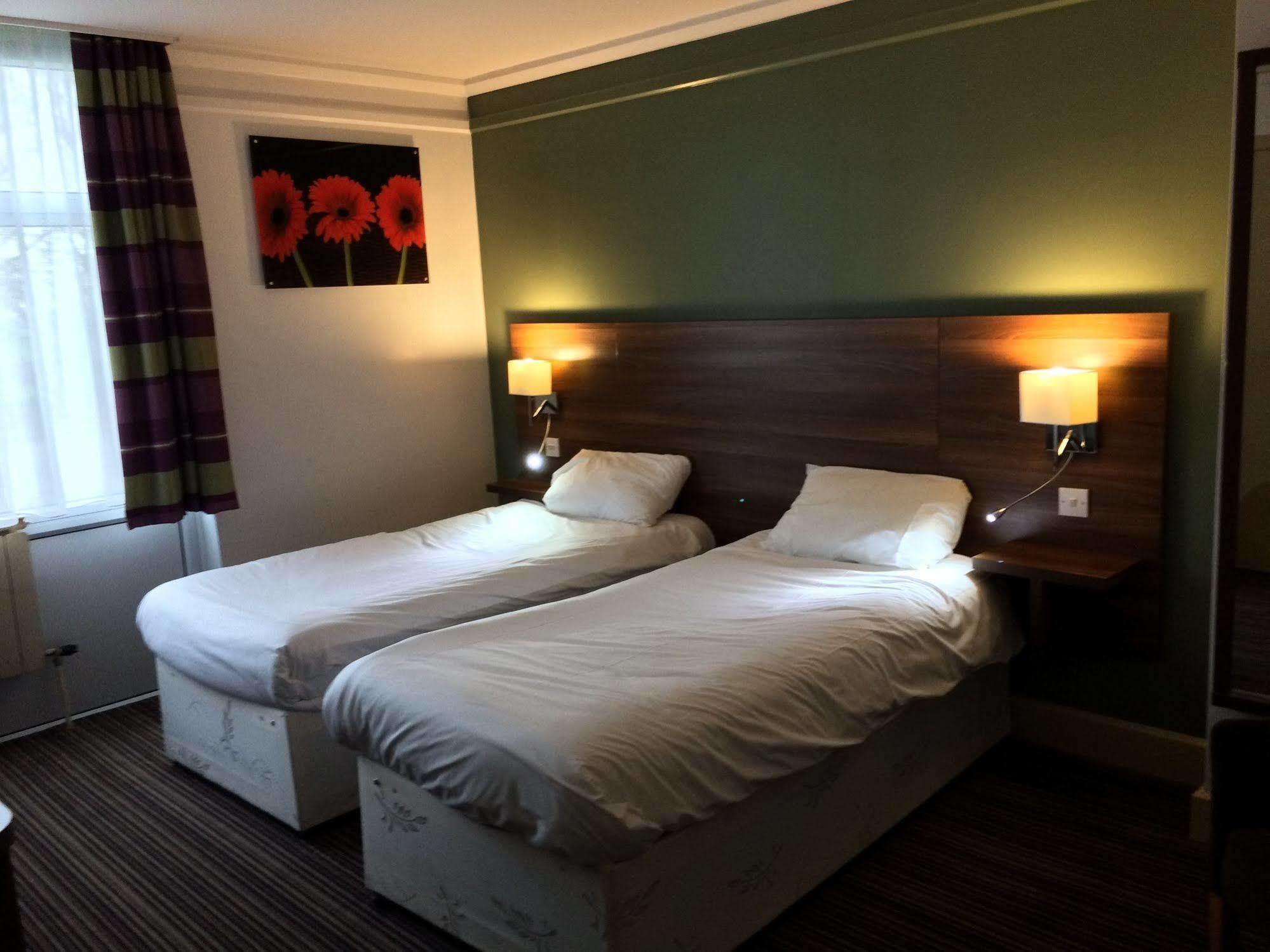 Yorkshire Gateway Hotel South Milford Экстерьер фото